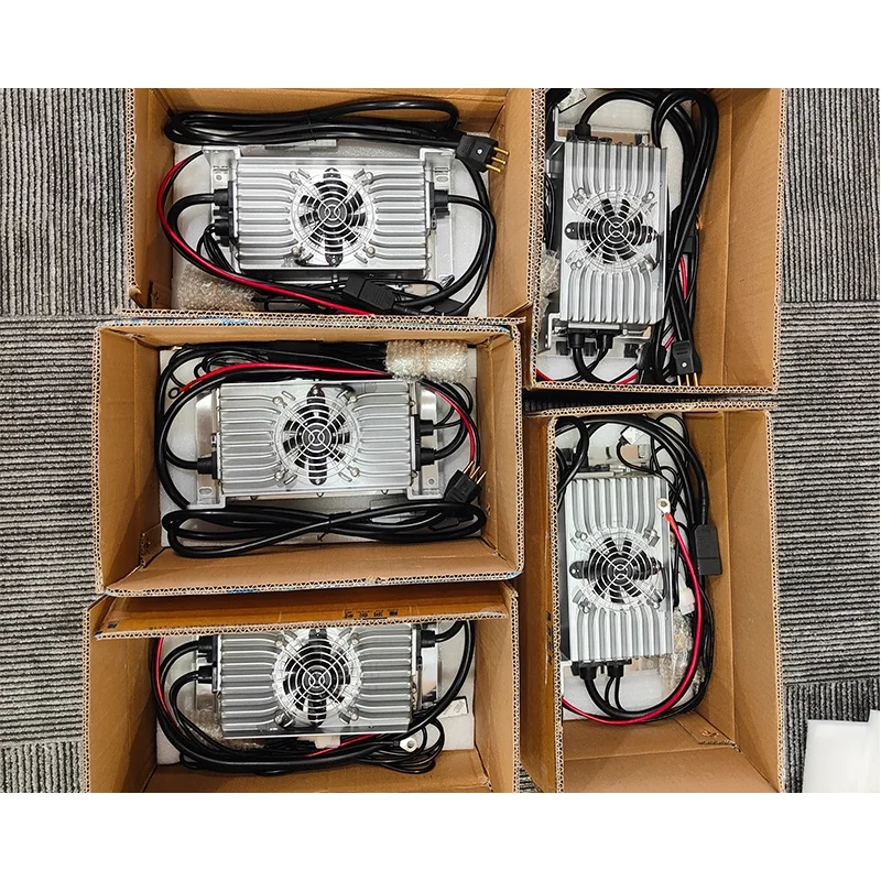 Amazon Hot Sale 14s Lithium 58.8v 60v 72v 15a Battery Chargers