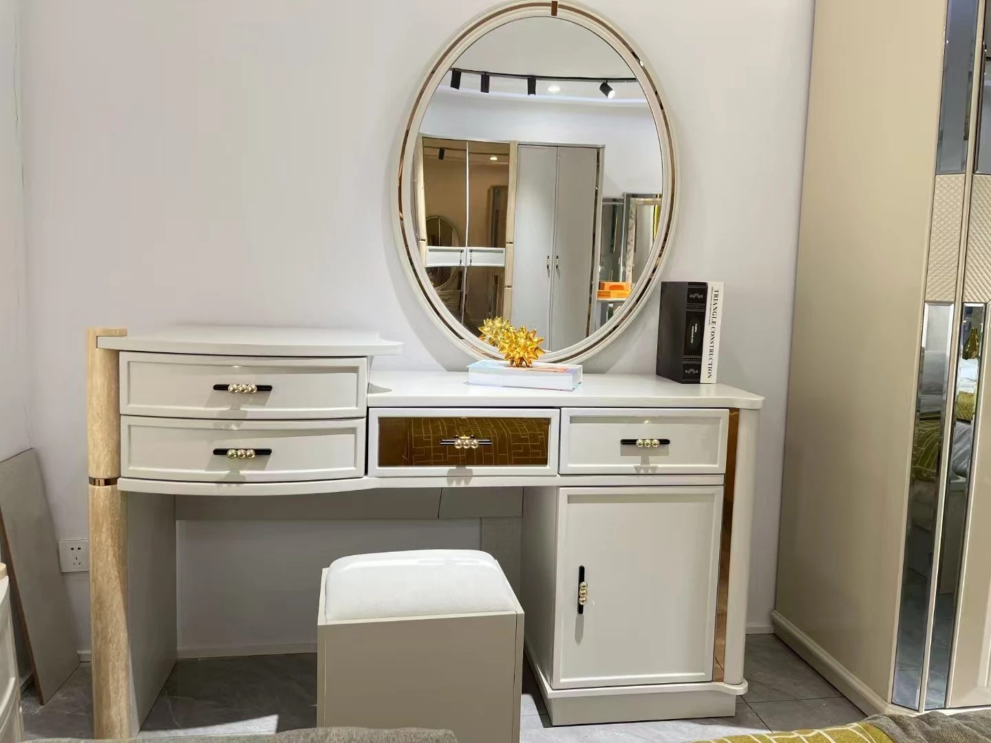 2024 October the last model Leading higher quality modern design Durable bedroom furniture set