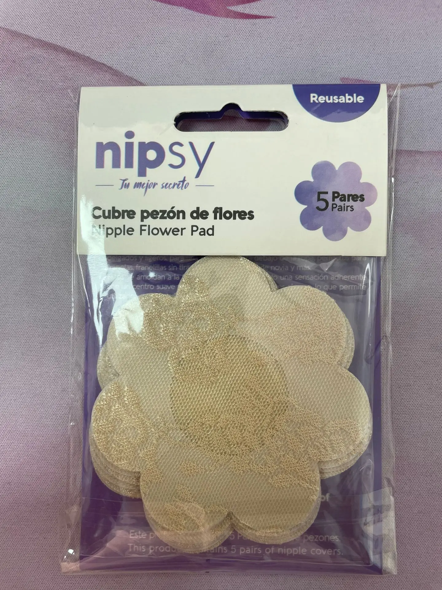 Underwear accessories lace beauty chest stickers anti-glare breathable disposable chest stickers anti-concave