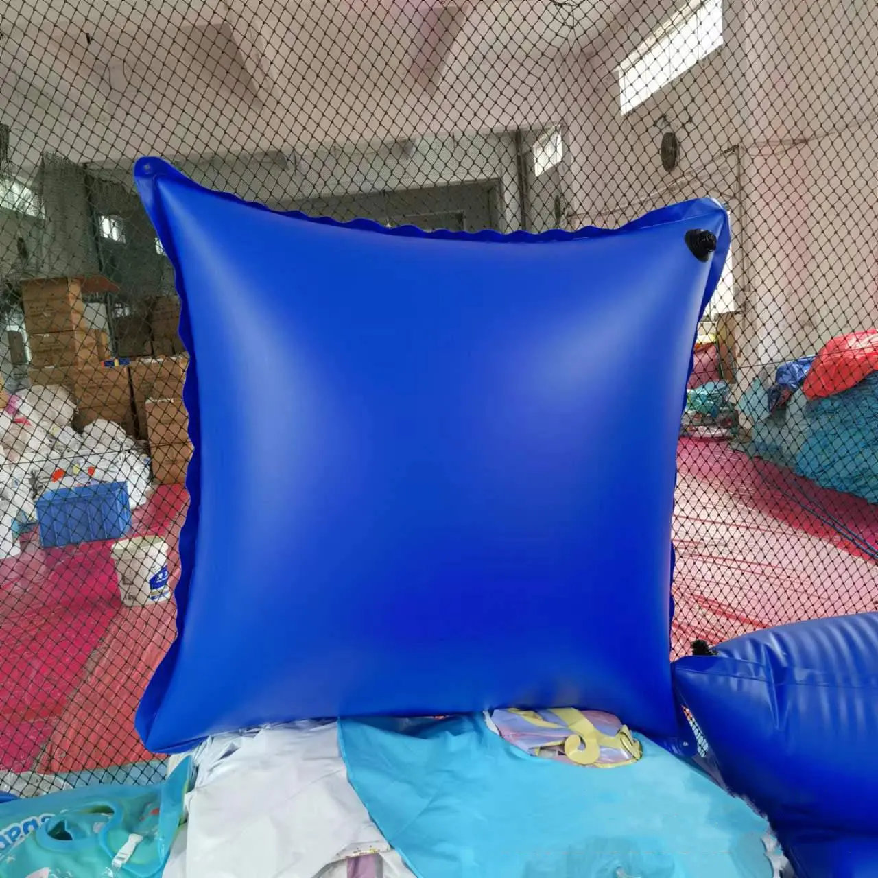 Cold Resistant Thick PVC Air Pillow Large Winter Outdoor Swimming Pool Protective Cover Floating Pad Cloth Cover for Pool