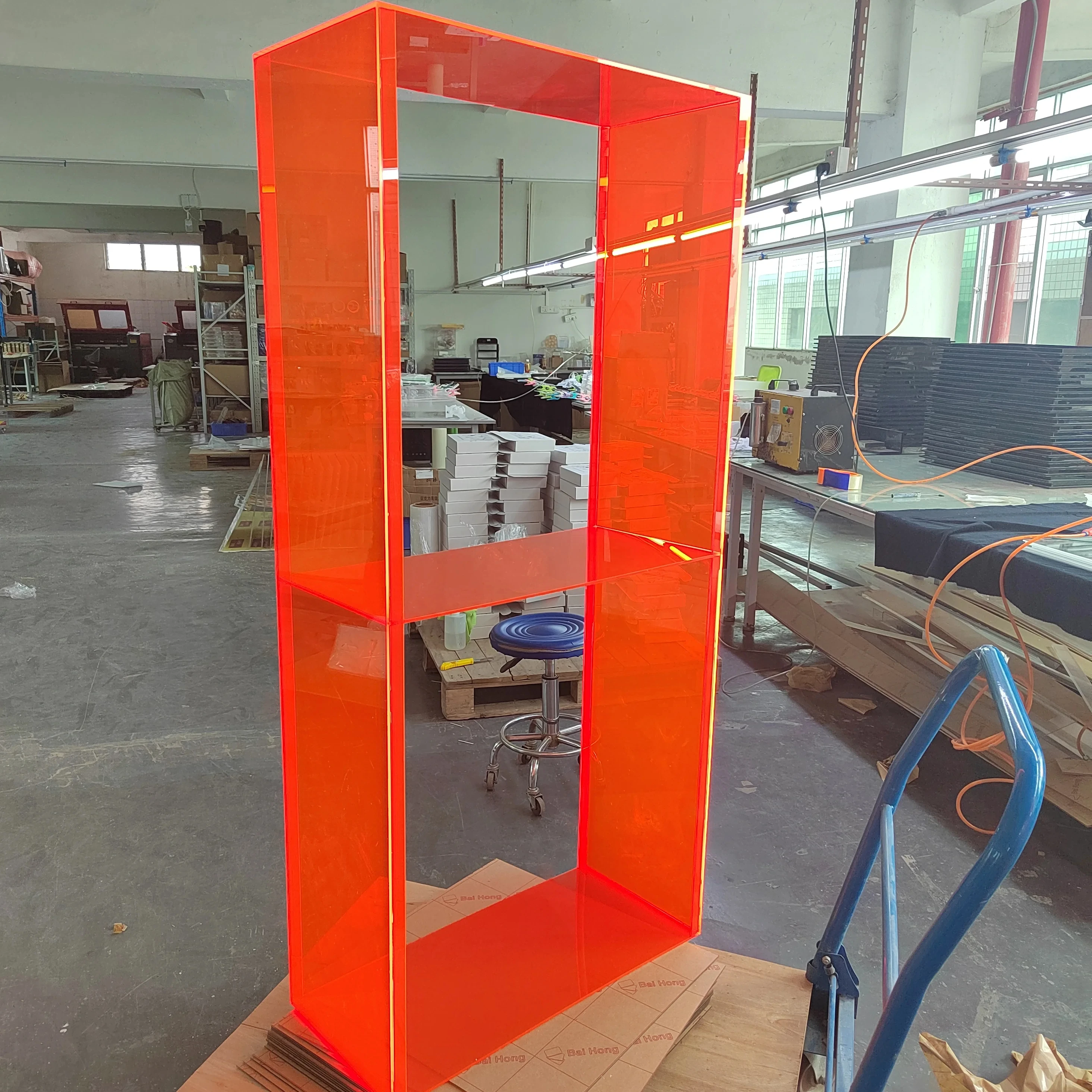Acrylic Display Rack customized rectangular modern exhibition stand Plinth PMMA PLASTIC Cube Morden display racks for shops