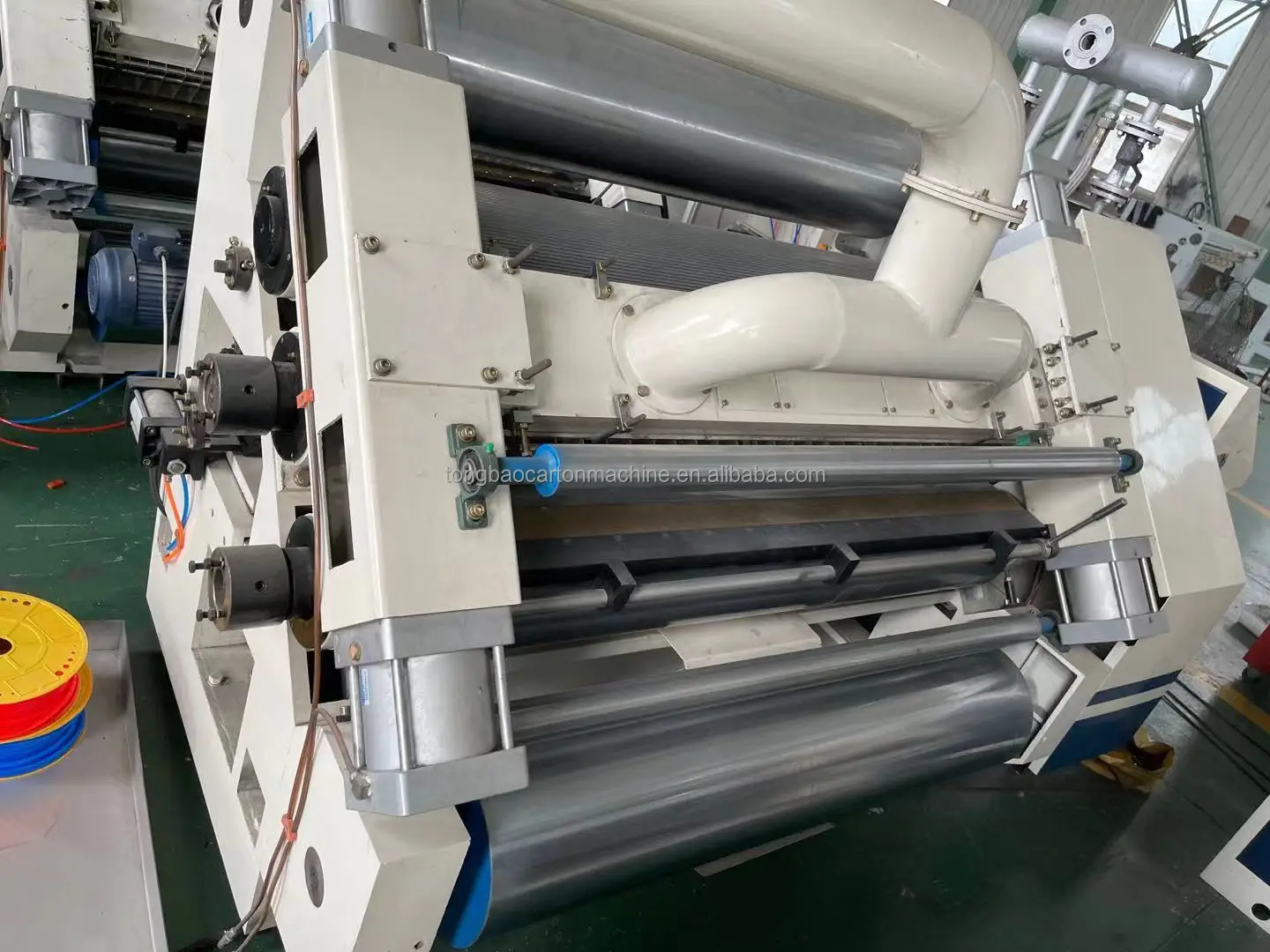 SF Manufacture Single Facer E Flute Corrugation Corrugated Cardboard Maker Machine Price