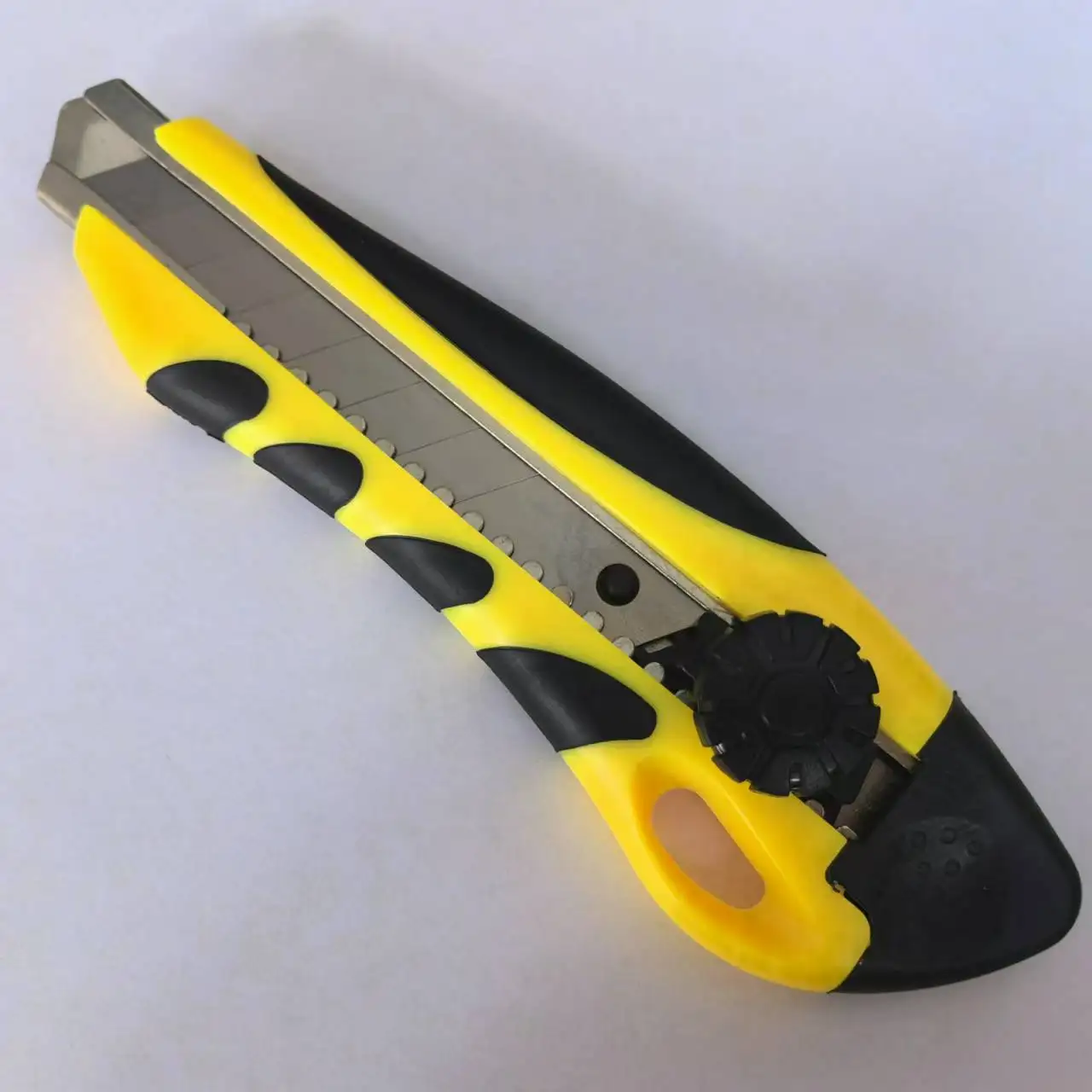 Utility Cutter Knife Portable Handle Sharpen Steel Blade Pocket Camping Stretchable Tactical Survival Cutter Blade 18mm Knife