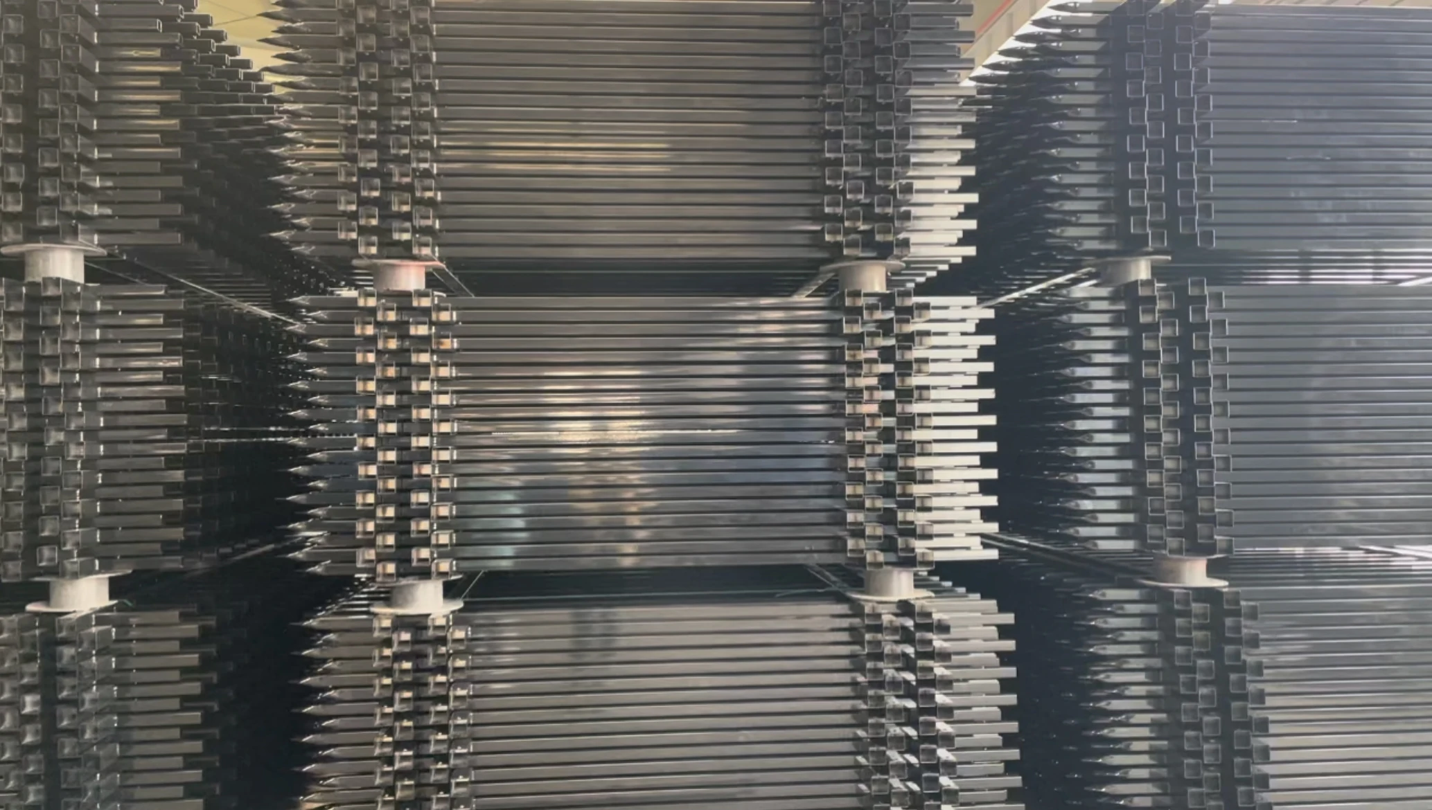 Pvc Powder Coated Welded Wire Mesh Fence Panels Galvanized Zinc Steel Fence