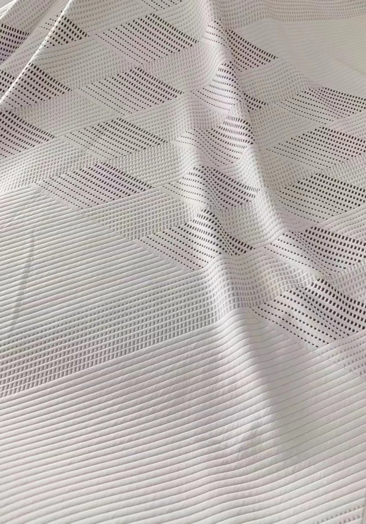 Guaranteed quality spun polyester knitting jacquard fabric for mattress