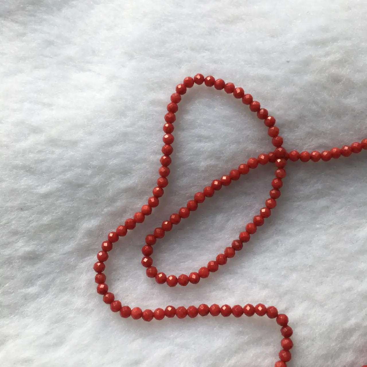 2mm Natural Round faceted Oil Dyed Red Coral Tiny Beads For Wholesale