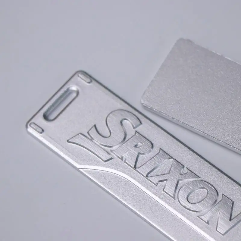 Customized Hydraulic Aluminum Metal Signs High-quality Metallic Silver Embossed Logo Nameplate for Audio Equipment