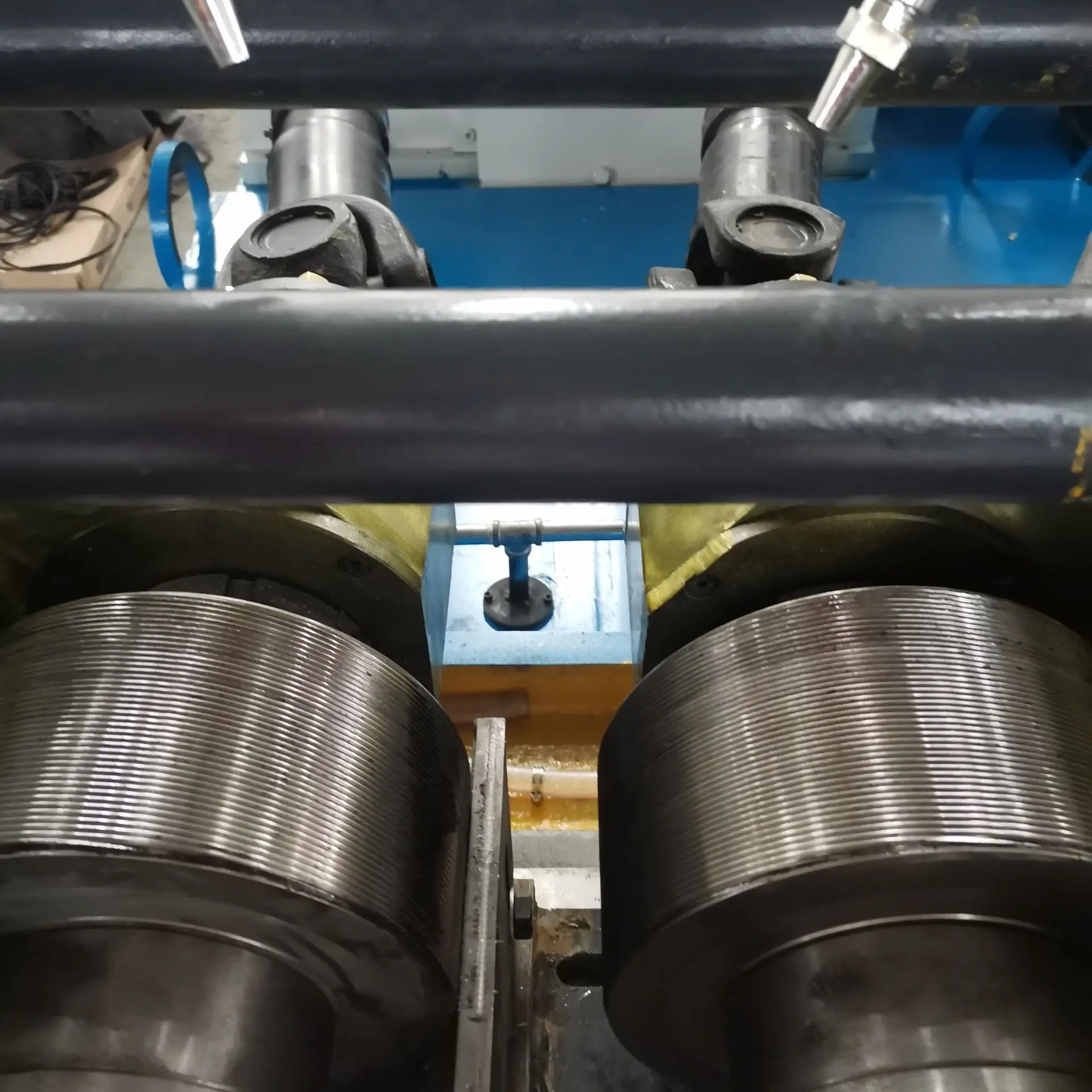 Thread rolling machinery bolts and nuts manufacturing machine screw making