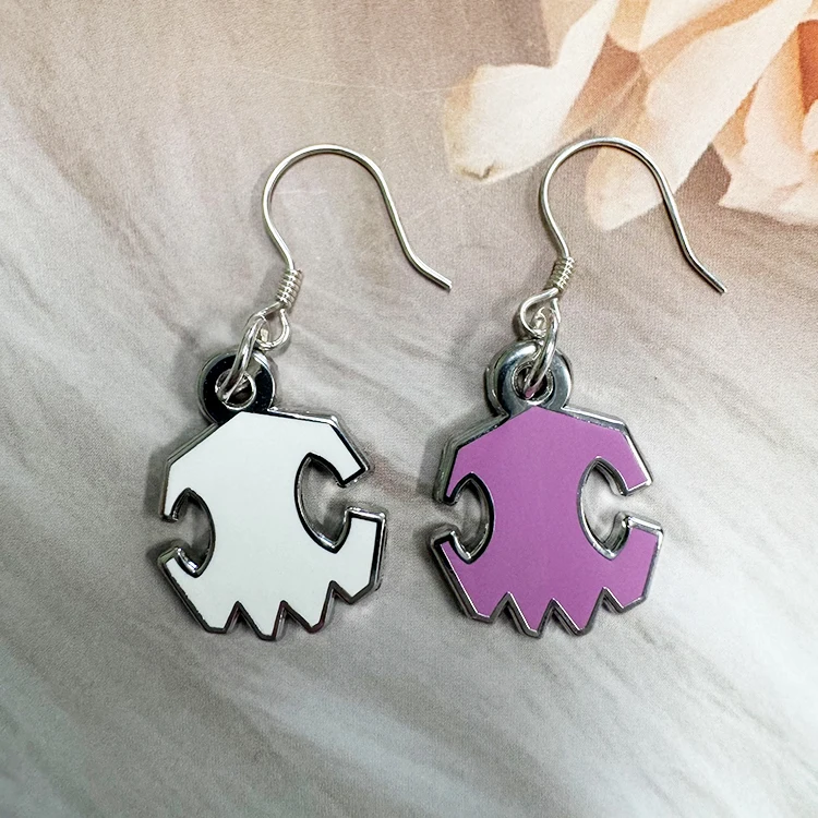 Customized popular cute design earring pendants custom fashion nickel plating hard enamel earring