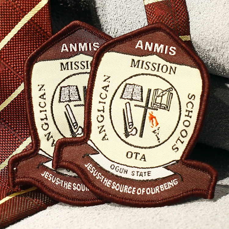 Custom designer hat logo cartoon chest clothes embroidery patches iron patches custom embroidery patches embroidery badge