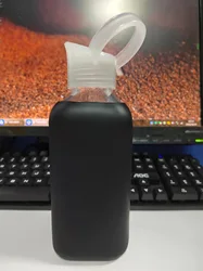 Custom Color BPA Free Durable Glass Water Bottles Smooth Silicone Sleeve Leakproof Large Cute Reusable Travel Bottle