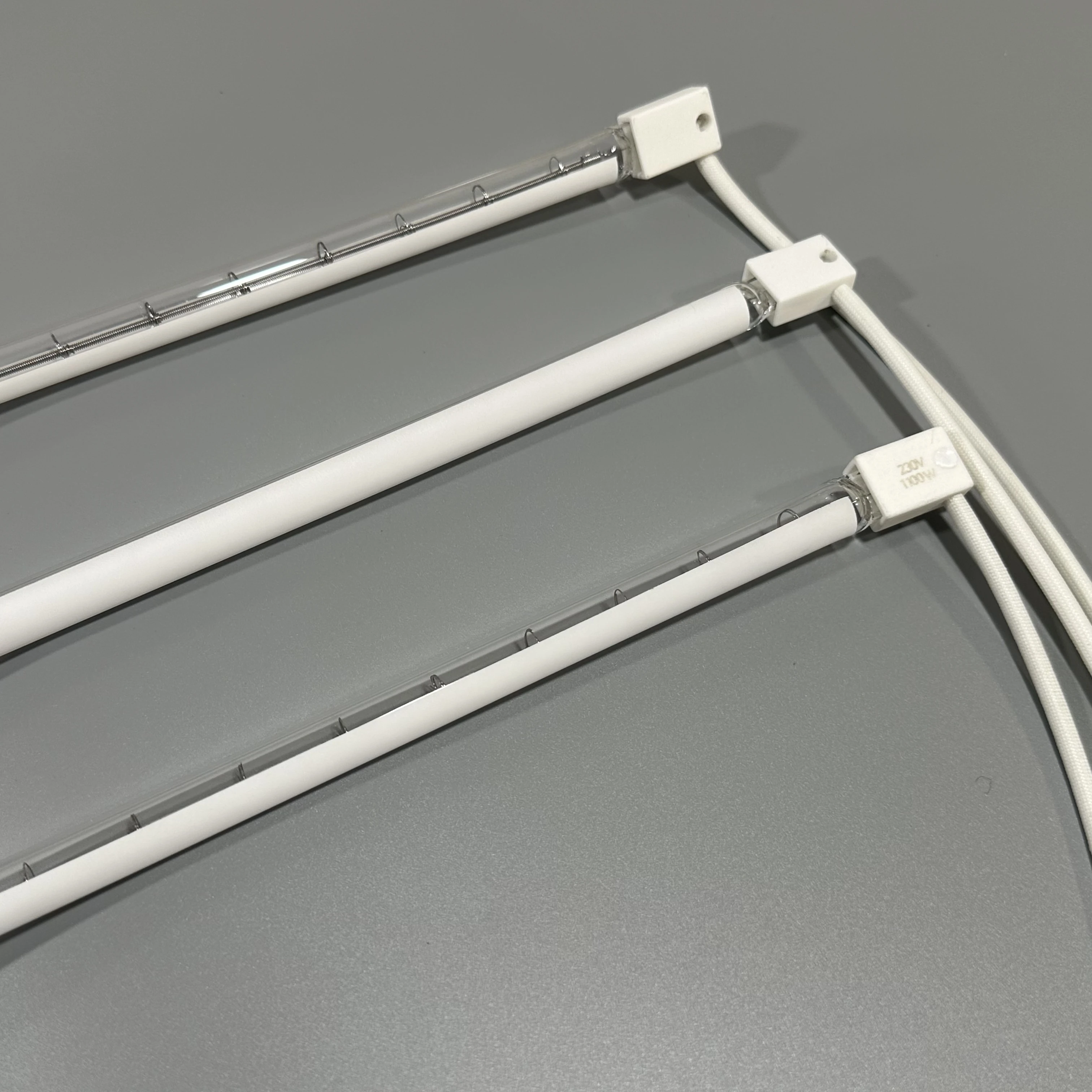 Half White Plated Quartz Heater with Infrared Heating Element and Glass Halogen Lamp for PET Bottle Blow Molding Machine