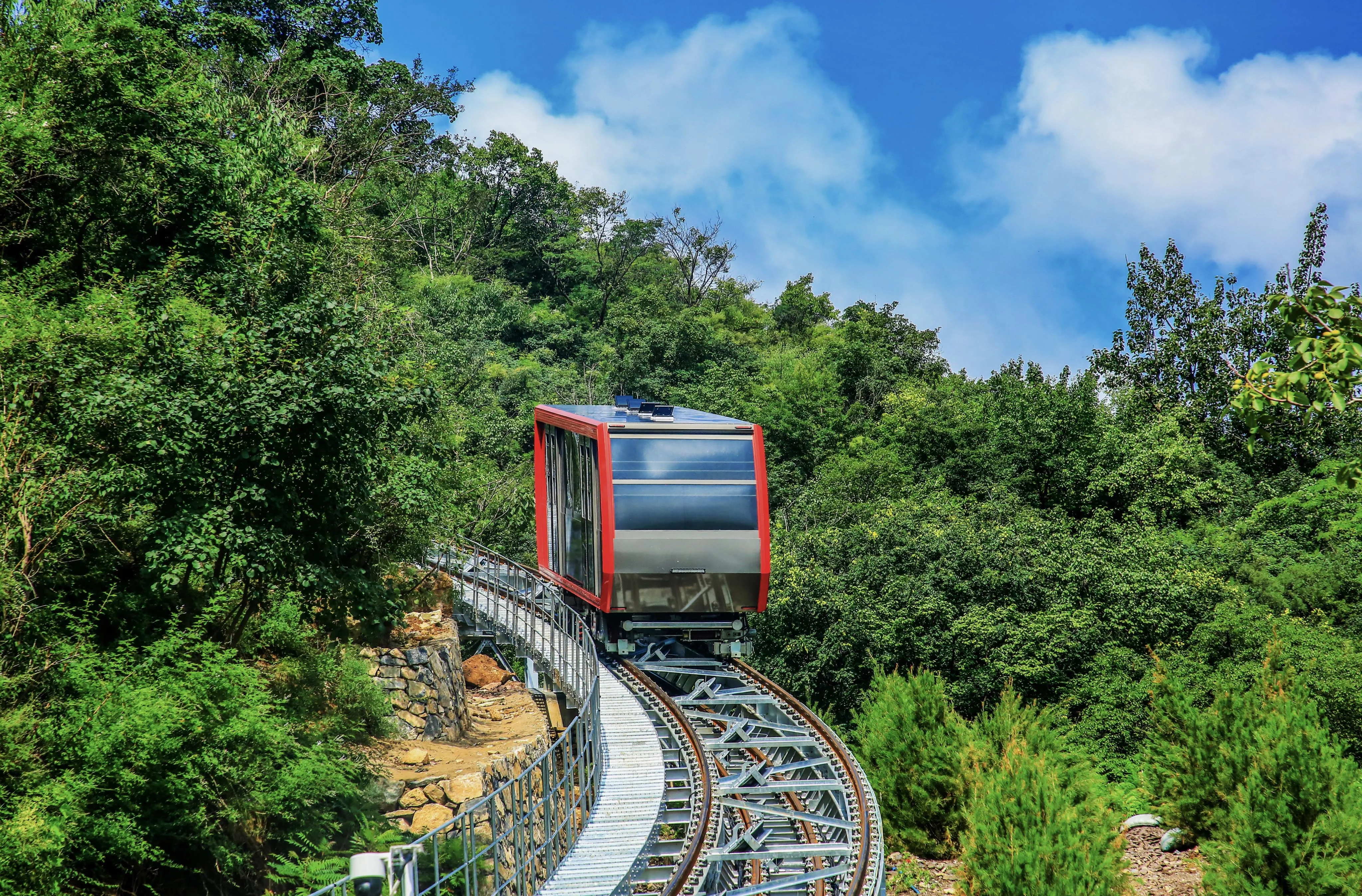 Chinese Factory manufacturing moutain Funicular Railways cable car ropeway cable tramway