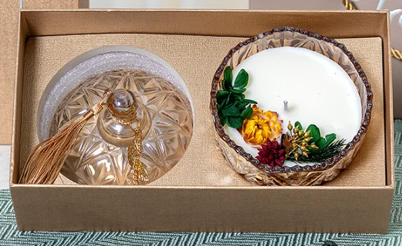 Luxury Manufacturer Candle Glass Cup Romantic Wedding Perfume Flower Gift Essential Oil Creative Gift Box Set