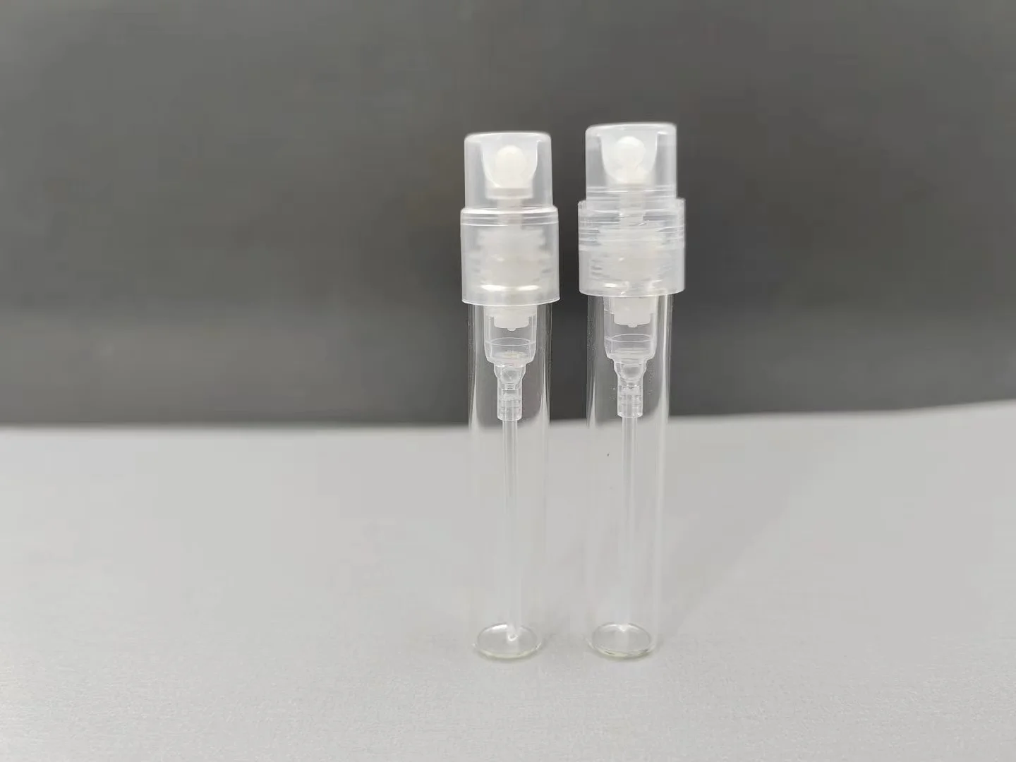 Cheap Hot Sale  1.5ml 2ml 2.5ml 3ml 4ml 5ml 10ml Perfume Tester Glass Bottle Free Perfume Cologne Sample Vials
