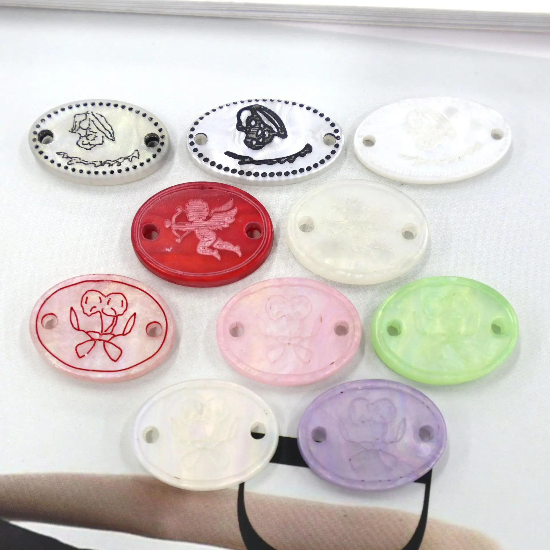 Blue cloth color resin shell eye button sign cherry carved oval button knit dress tag