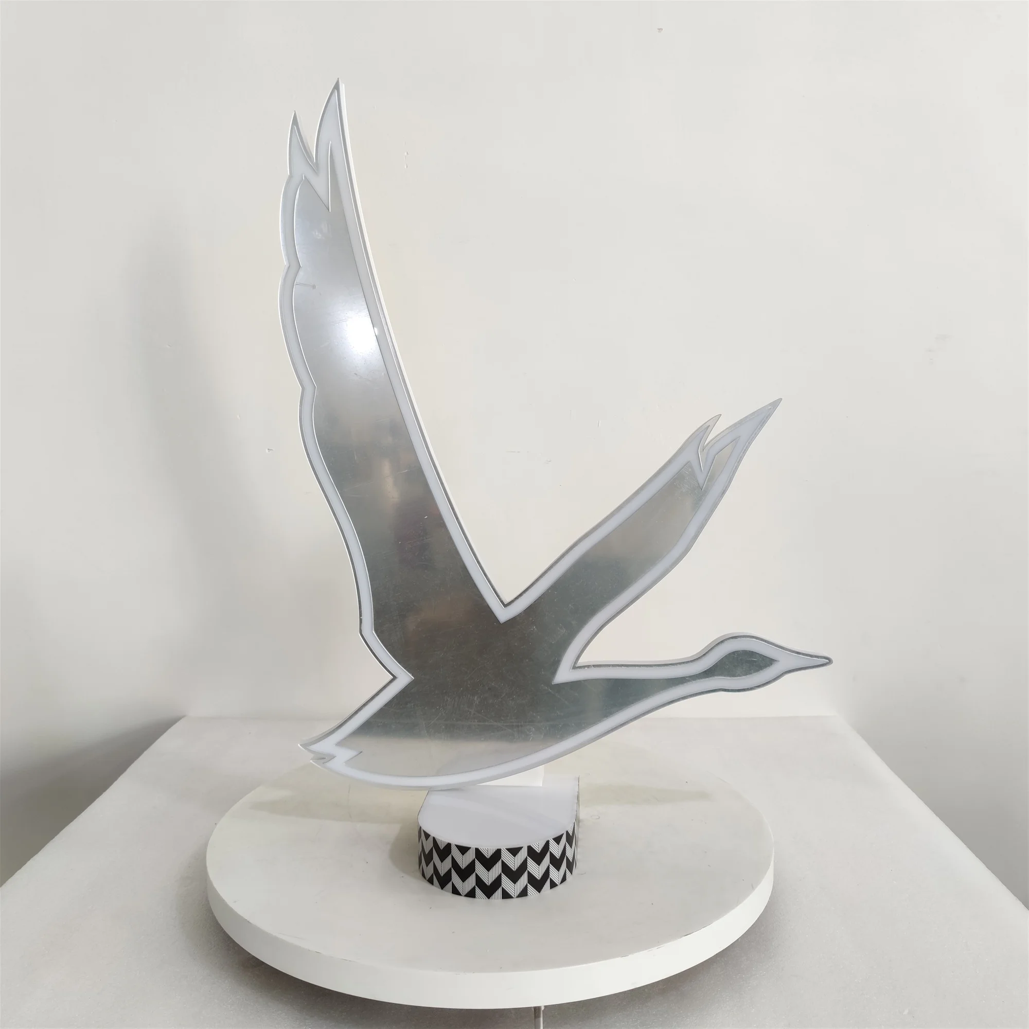 Night Club Bar Lounge Party Goose Bottle Presenter