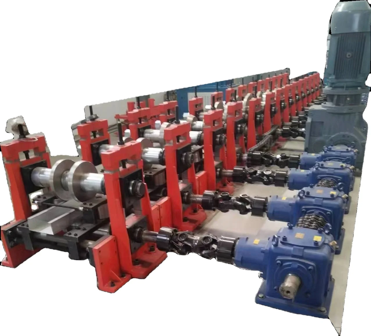 20 Row Gearbox Transmission C-type Photovoltaic Bracket Machine 40 meters per minute