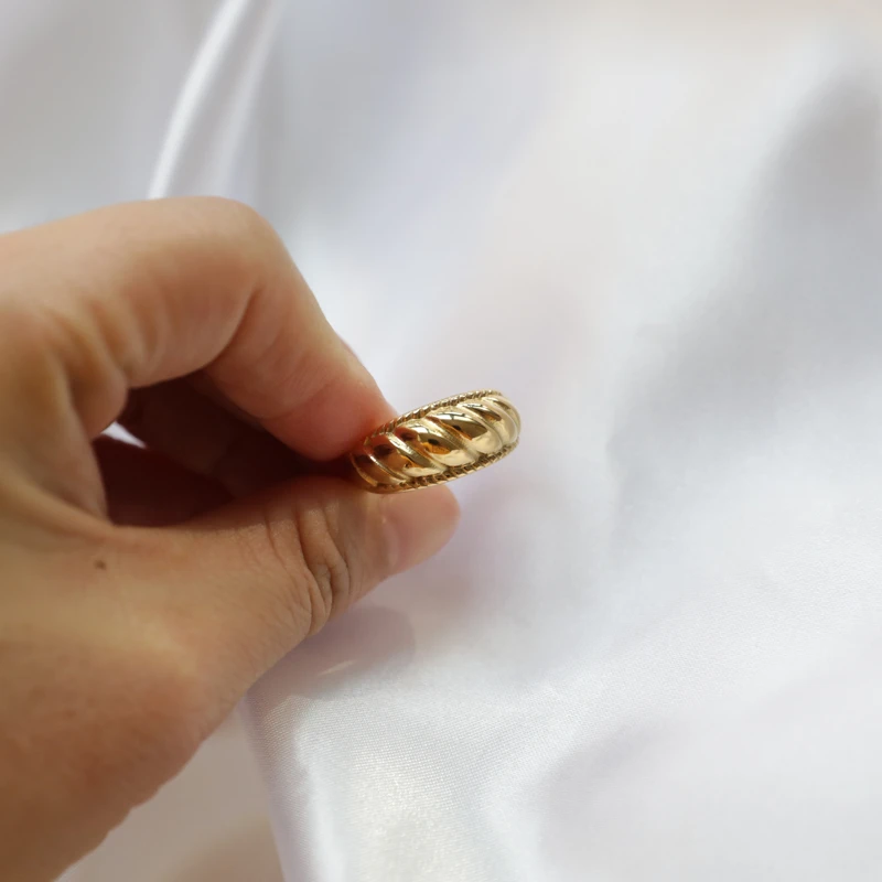  Wholesale Bridal Jewelry PVD 18k Gold Plated Wave Cross Engraved Stainless Steel Rings for