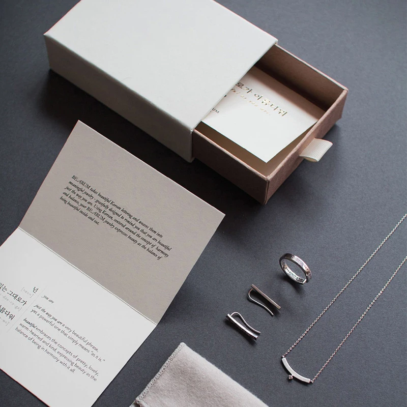 Подарочная картонная коробка для ювелирных изделий, с принтом логотипа на заказ