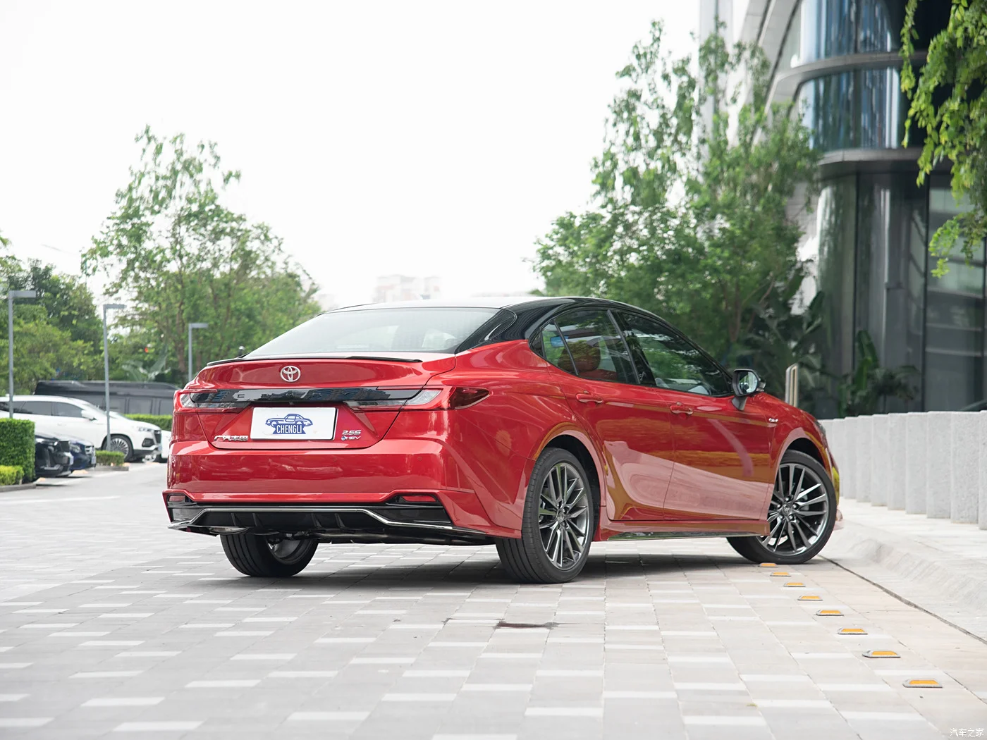 Gac Toyota Camry 80 Hybrid 2.0L 2.5L новый автомобиль SE