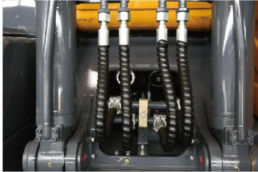 XCMG China Large Size Used Crawler Digger 20t Excavator For Sale XE200DA