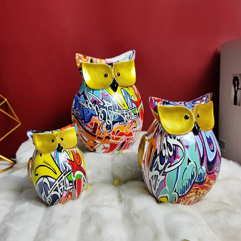 2021 Vivid Resin Owl Figurine Sculpture Polyresin Animal High Quality 3d Party Gifts