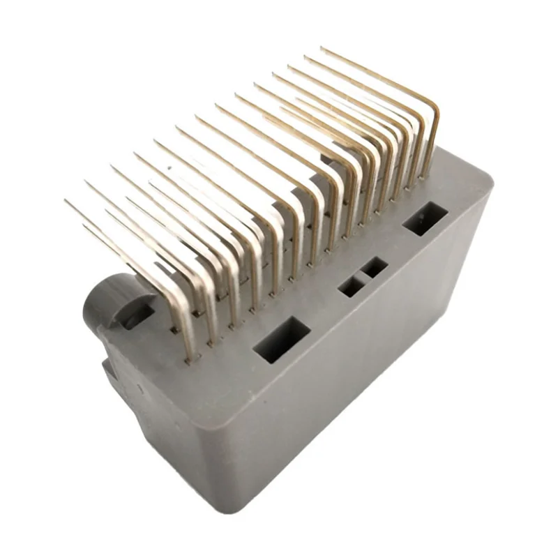 Хорошая цена 2,2 мм Шаг 28pin JAE Штекерный Разъем Автомобильный разъем MX34028NF2