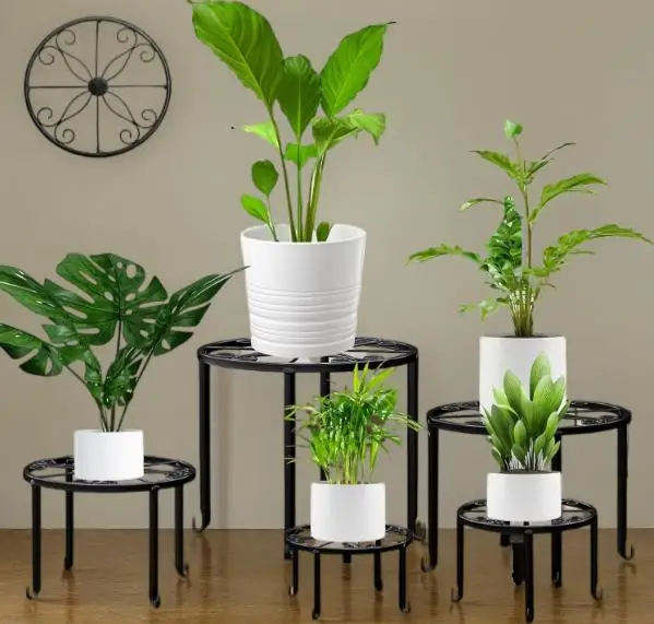 Metal bracket heavy-duty flowerpot bracket, suitable for various plants, rust proof iron circular frame flower holder