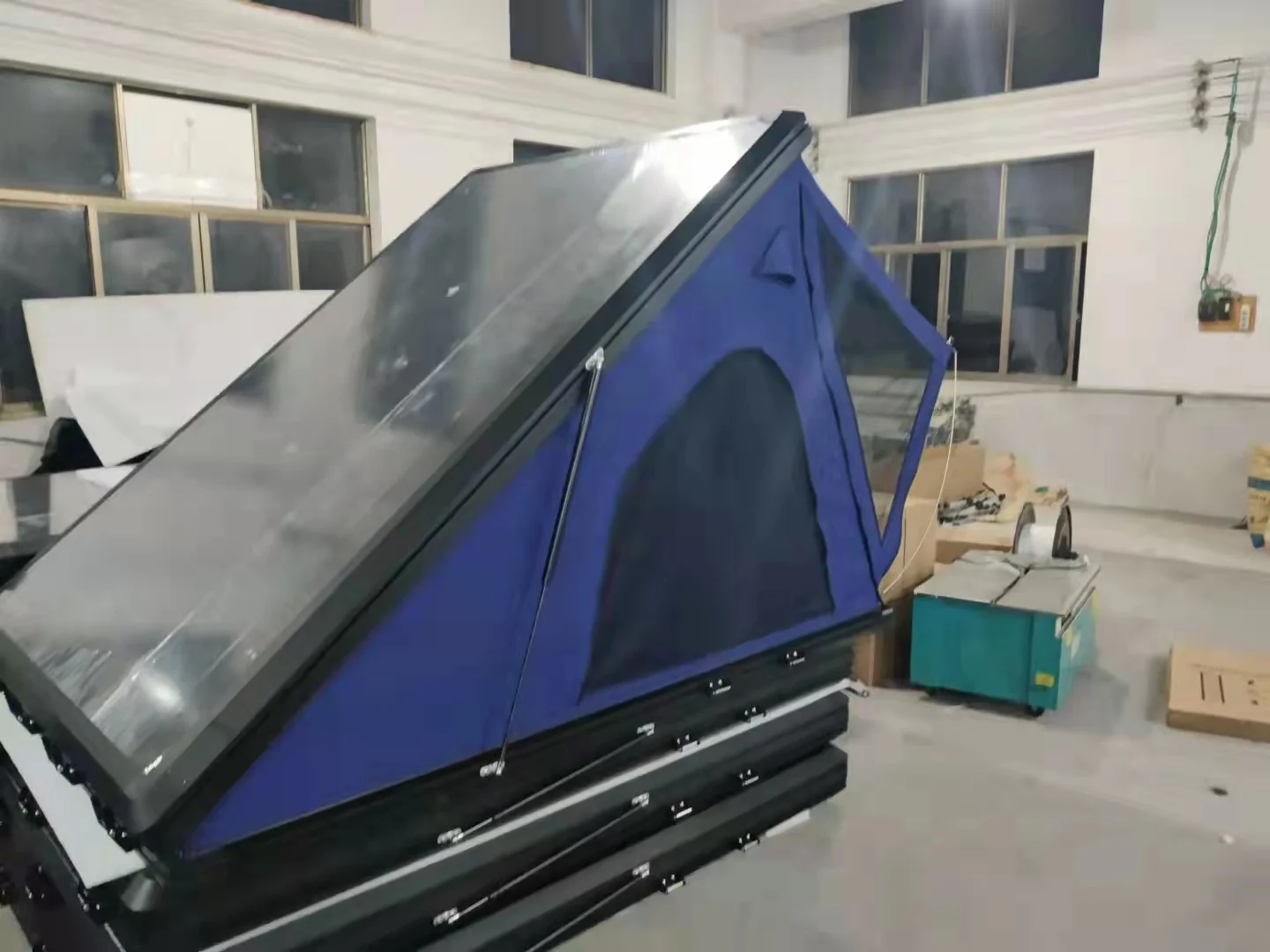 Top-Selling roof tent 4x4 offroad hard shell Roof Top Awning Tent with rack for camping