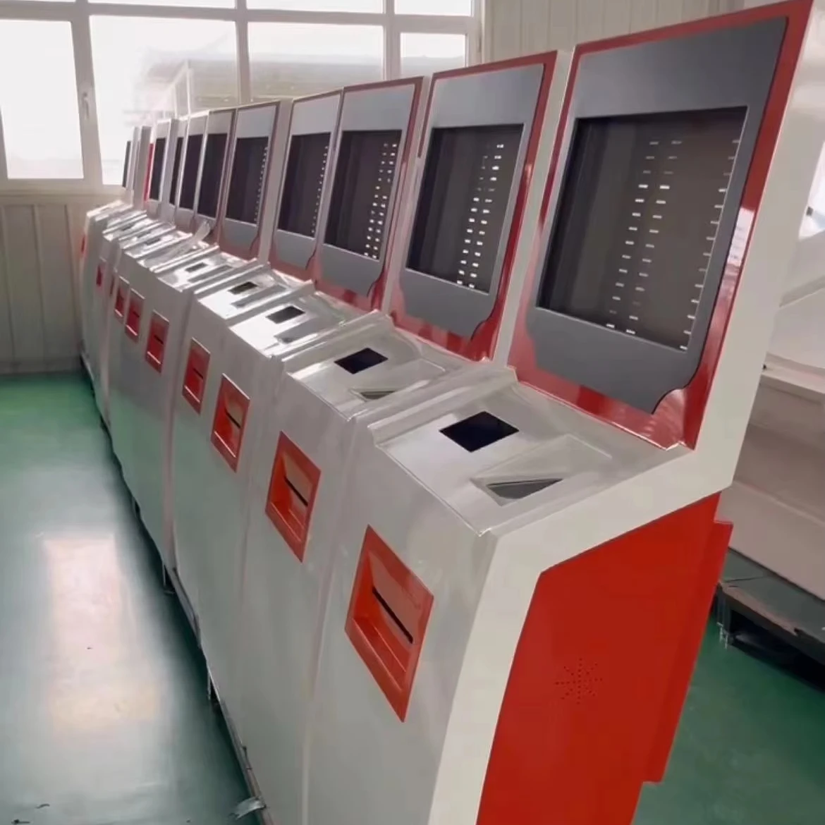 21.5-inch touch queue booth call system number queue machine developed and customized by the factory