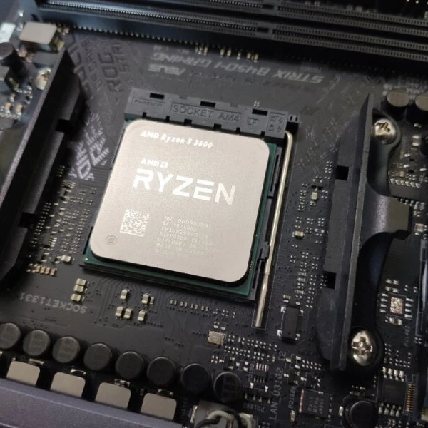 RYZE 5 7 2700 3500X 3600 3600X 3700X Server Chip 3.4 3.6GHZ 4 6 Cores 65W AM4 Tray CPU Computer PC Accessories AMD