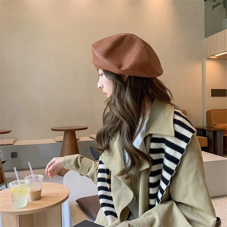 Wholesale ins Autumn Winter female vintage pu leather beret hat for women french style