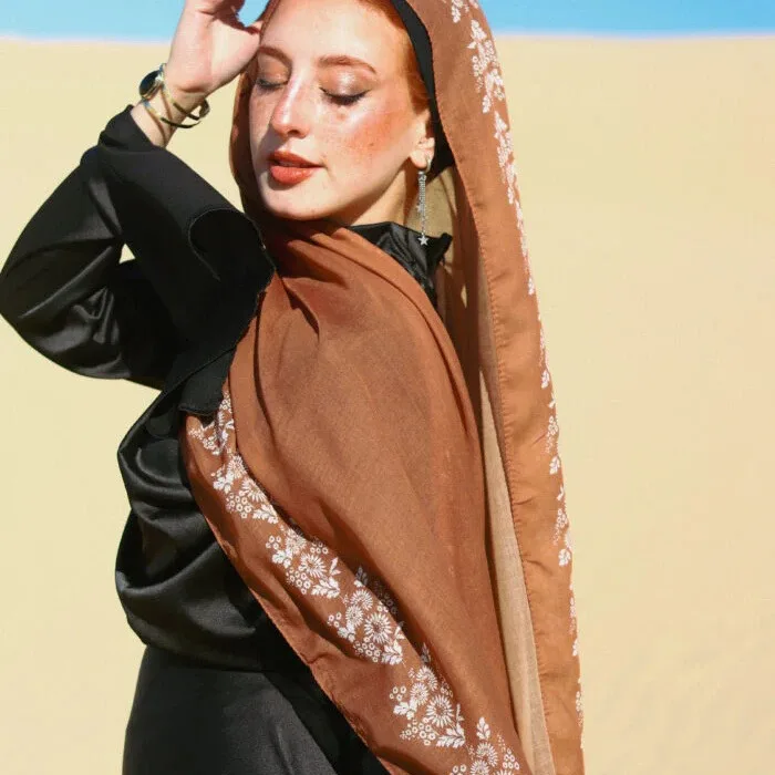 Wholesale 2024 new design Hot Sale Scarf Arabic Satin Polyester Printed Enchanted Woods Turkey Middle East Bandana