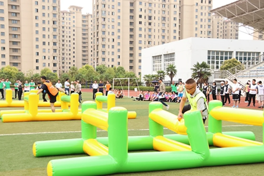 Outdoor team building games exciting activities inflatable obstacle sports games