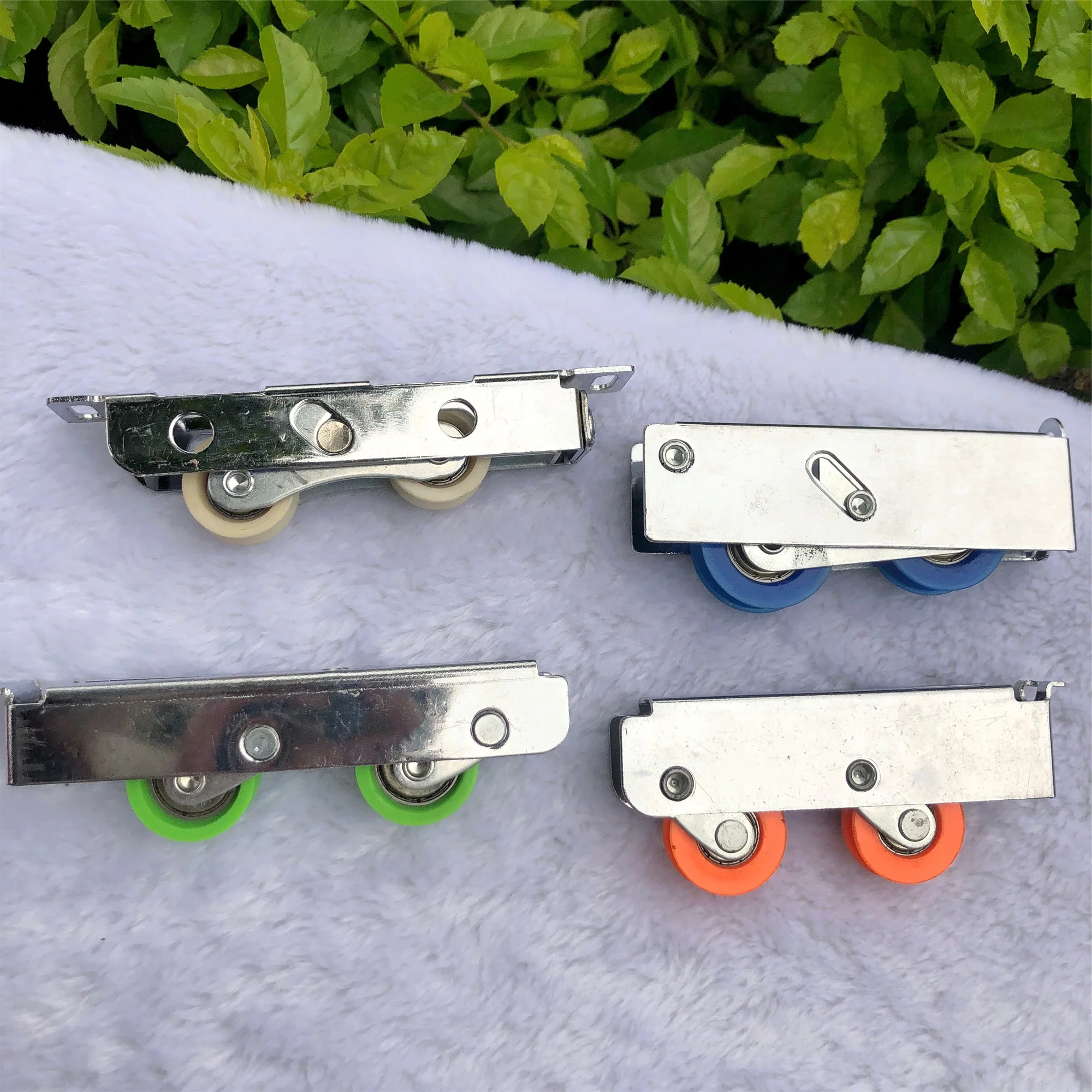 
Newest double pulley sliding long plastic roller wheel for sale 