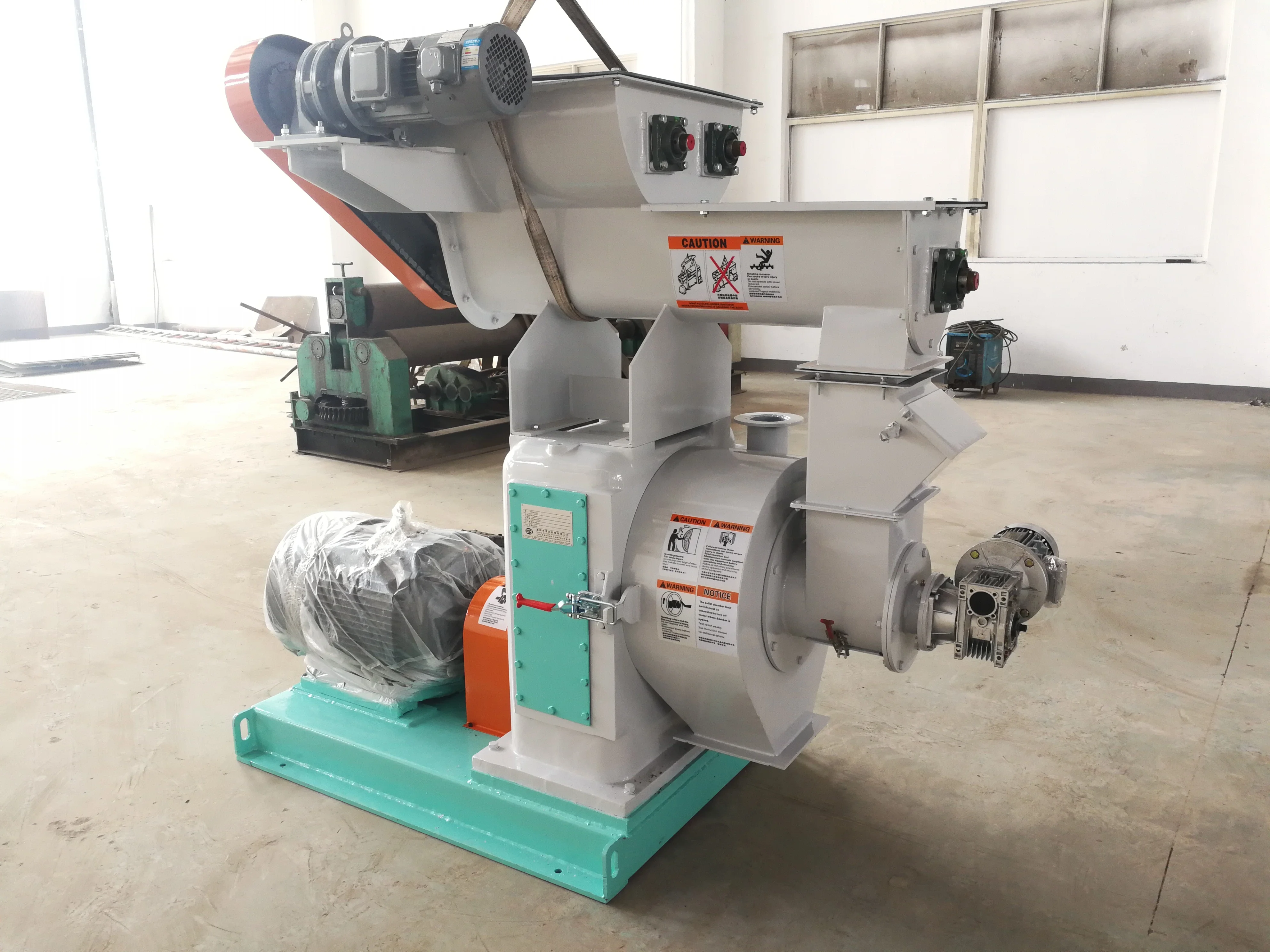 CE China manufacturer wood/corncob pellet mill/sawdust machinery 420 508 558 678 768 800 900 model