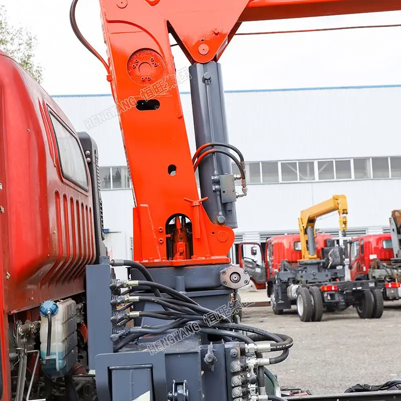 Factory price flatbed cargo truck dump truck beds with crane for sale