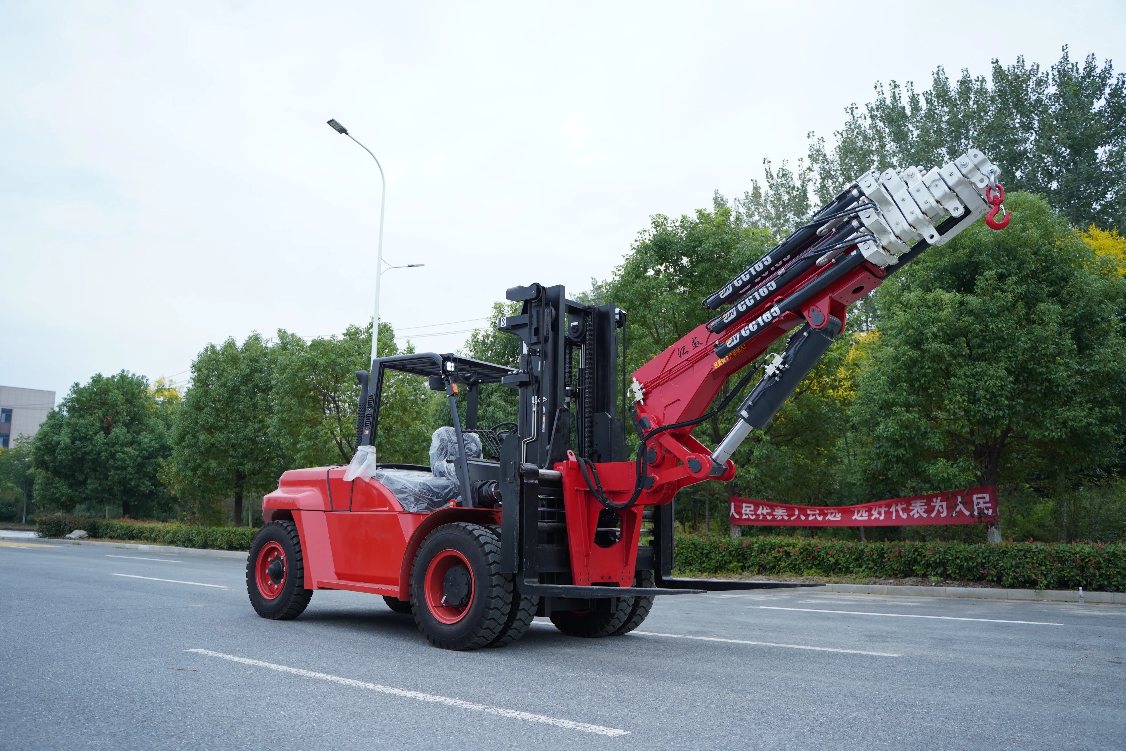 Factory direct sales exploded new Condition 6 ton Folding Arm Crane Lifting Cargo Fly Jib Crane Matching Forklift CC85