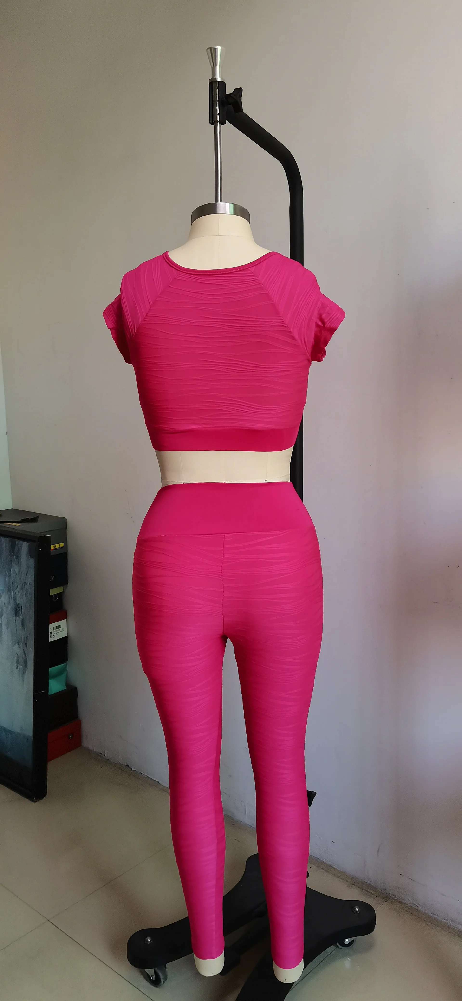 KC 2022 Ins New hollow out bright color elastic breathable yoga sports fitness suit for women
