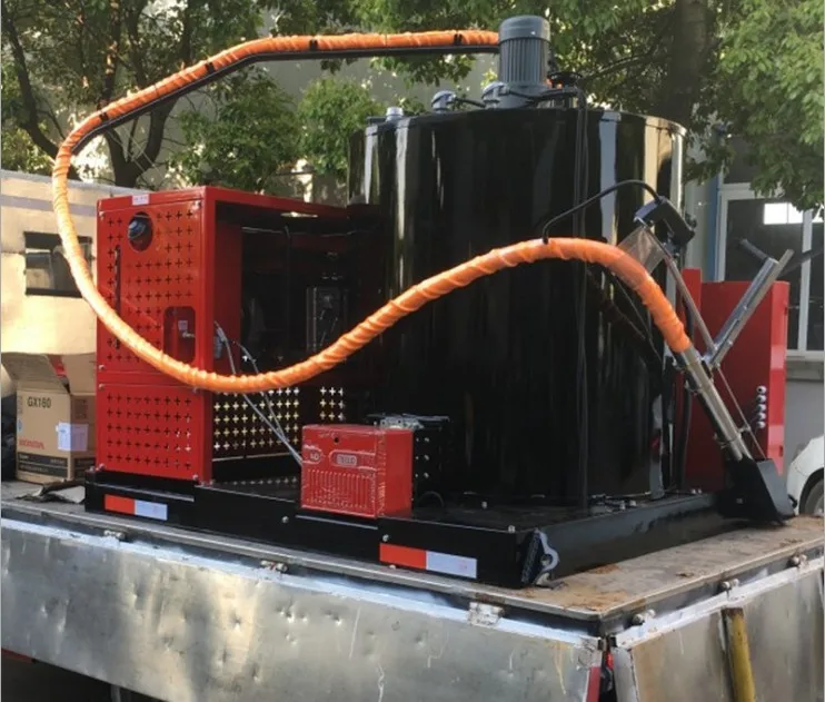 High-Tech Asphalt Crack Sealing Machine for Melting and Pouring Bitumen Essential for Road Maintenance