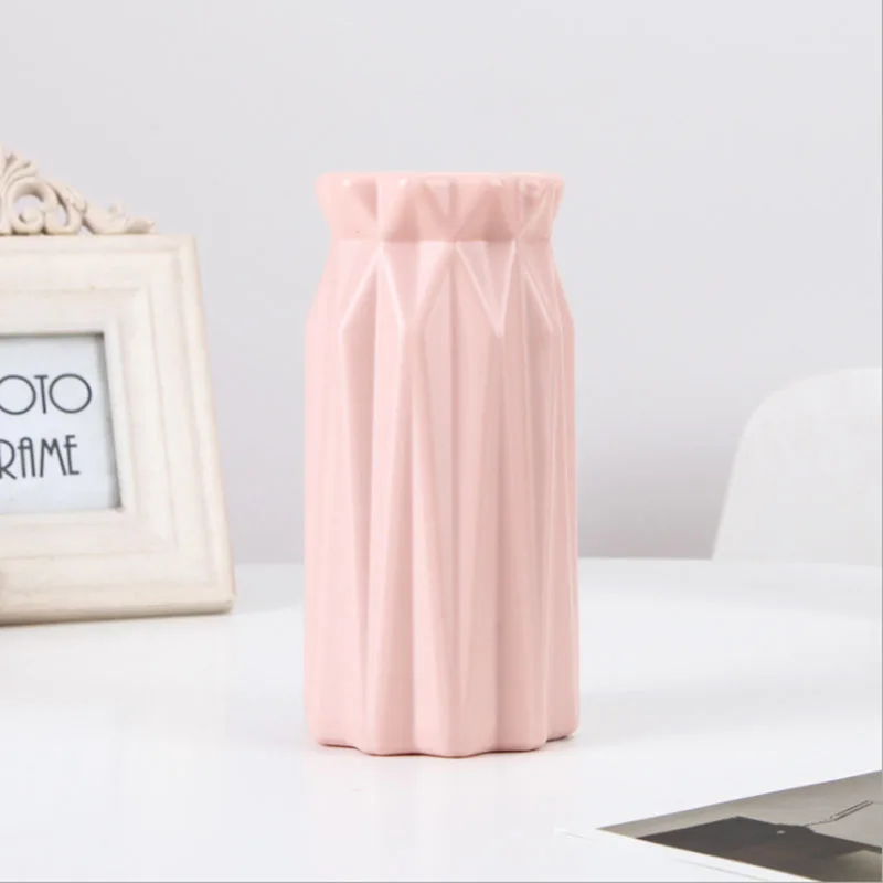 
Factory direct supply european style flower decoration fancy art plastic cheap vases 