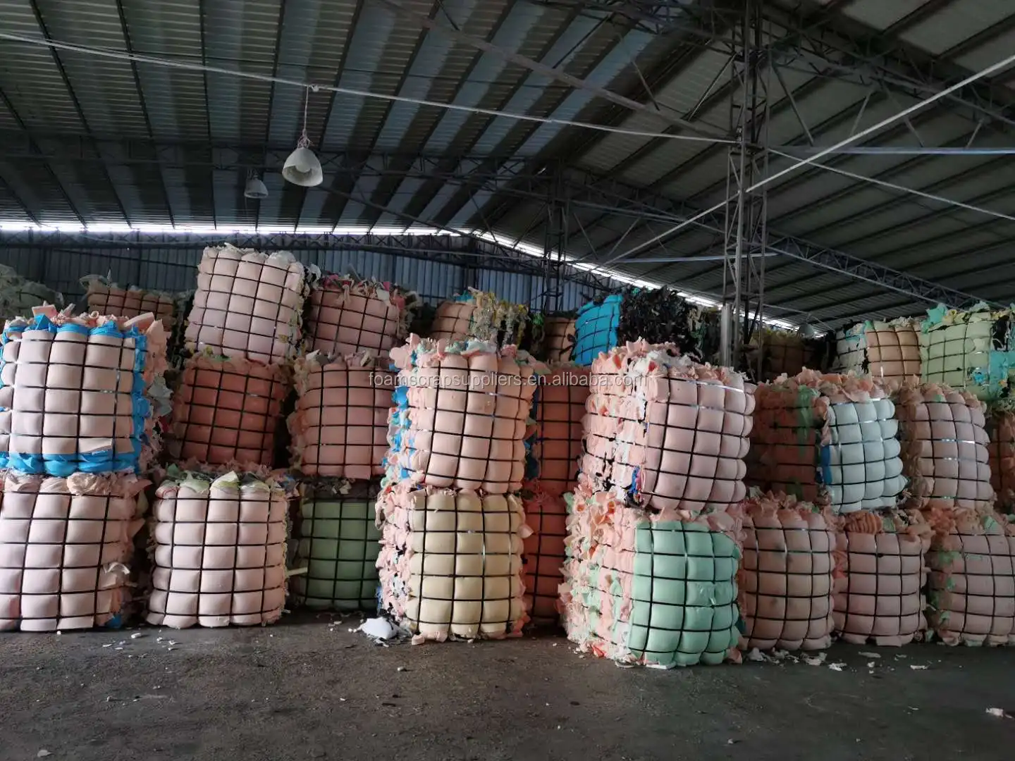 High Quality Polyurethane Trim Foam Scrap Mixed Colors Medium Density Pu Foam Scrap Compressed in Bales