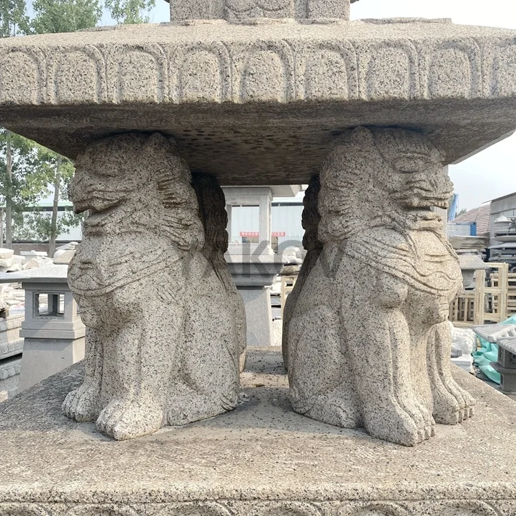 outdoor garden decoration Korean style rusty yellow granite stone lantern pagoda