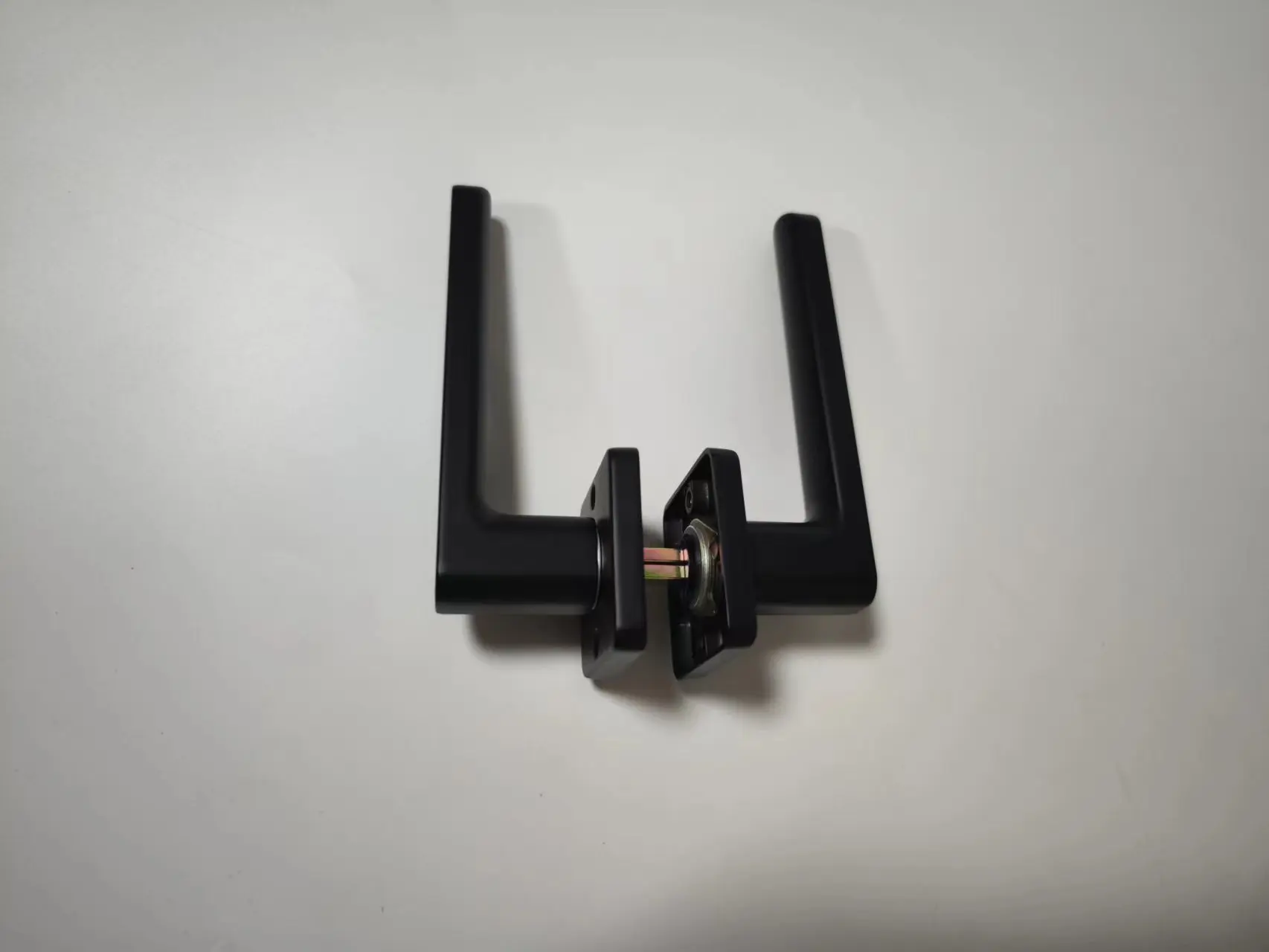 Euro Manija de la puerta  Interior door knob, Matt Black  Door and Window Accessories Aluminum  Lever handle Door Lock Handle