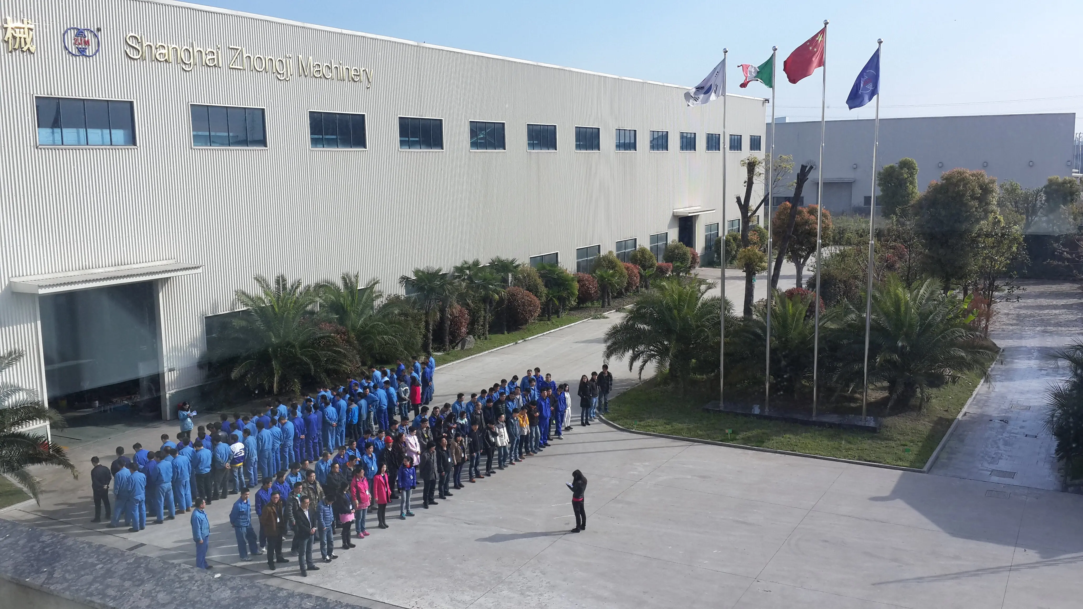 Zhongji Quality and Quantity Assured PET Plastic Crusher