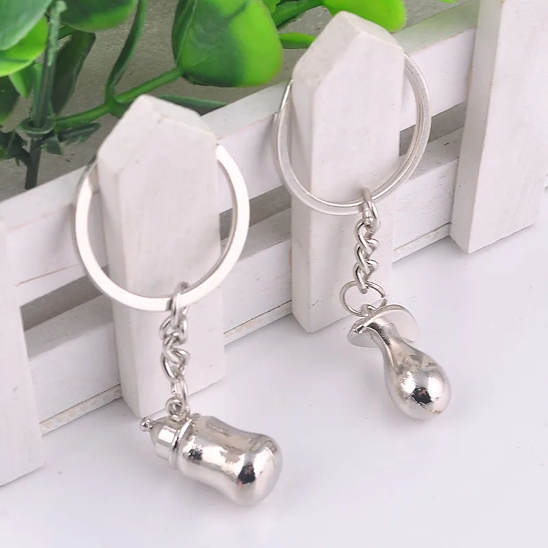 Baby Souvenirs Bottle Nipple Keychain Wedding Gifts for Guests Baby Baptism Party Favors Present Valentines Day Gift