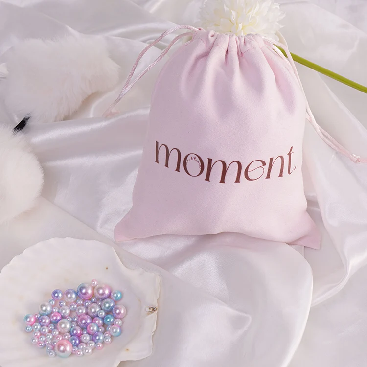 2024 New Custom Logo Fashion Drawstring Jewelry Pouch Velvet Bag Jewelry Gift Dust Packaging Drawstring Pouch