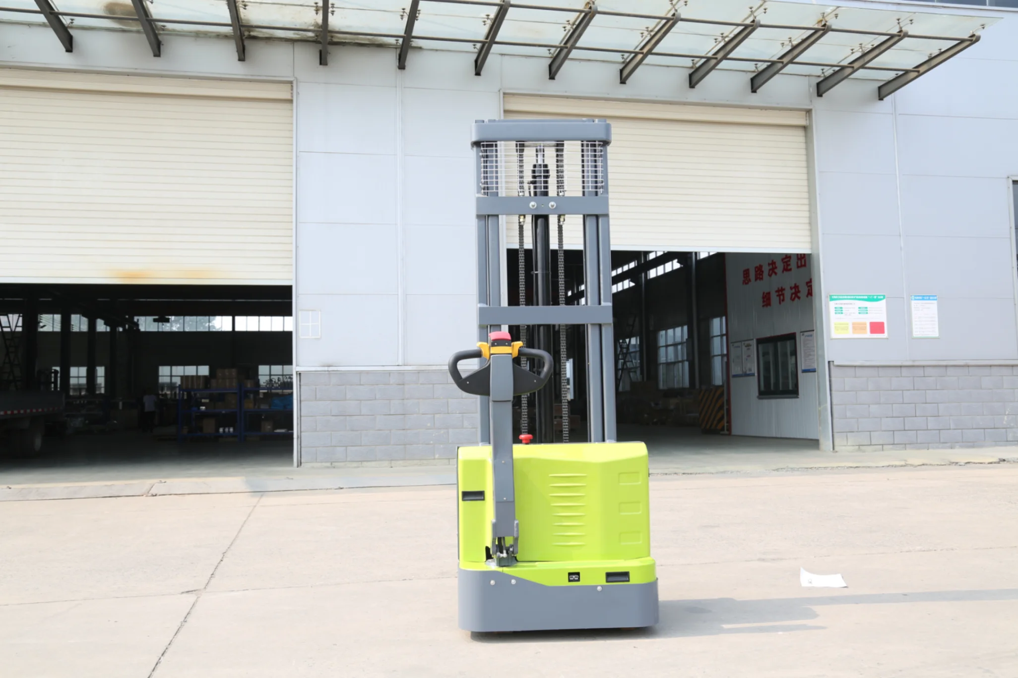 Chinese Hot Sell Convenient mini 500kg-2000kg self loading electric pallet stackers