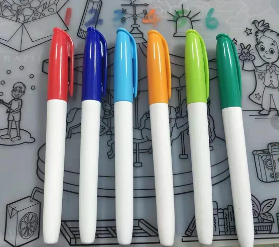 Customized design for baby drawing and Kitchen silicone Placemat with Marker